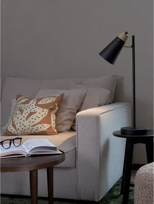 Wien Bordslampa H64 Svart