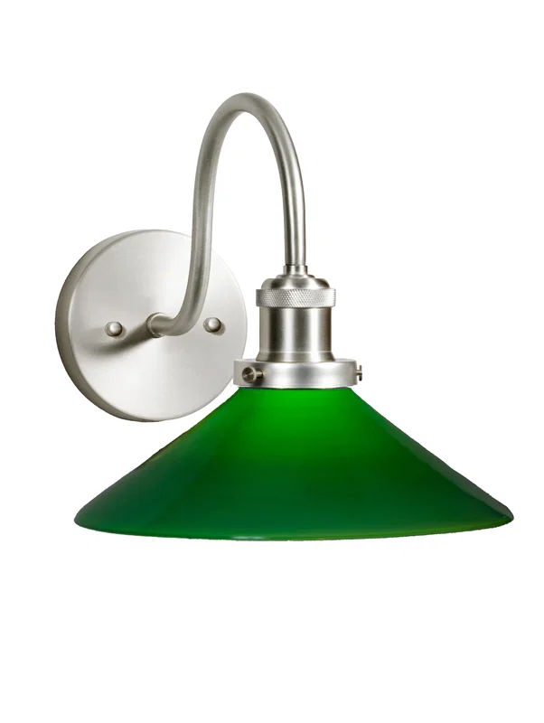 August Vägglampa IP23 Krom/Grön
