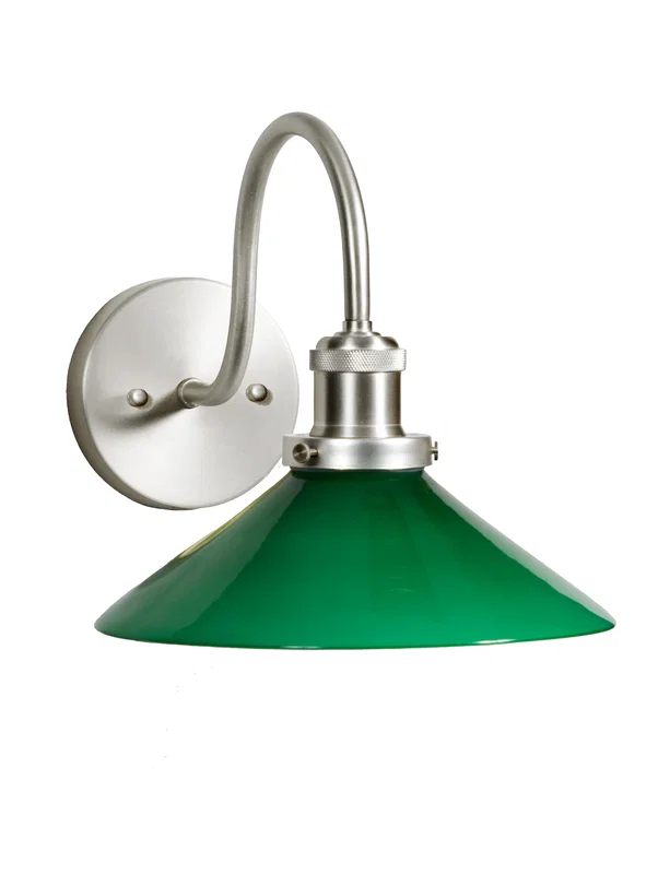 August Vägglampa IP23 Krom/Grön