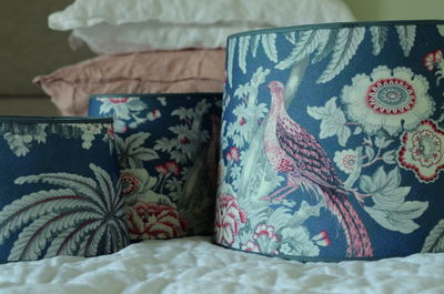 Burdett Skärmar Oval Blå Laura Ashley