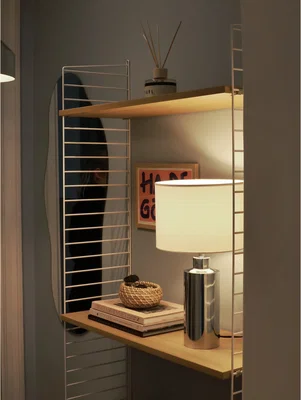 Blank bordslampa i krom