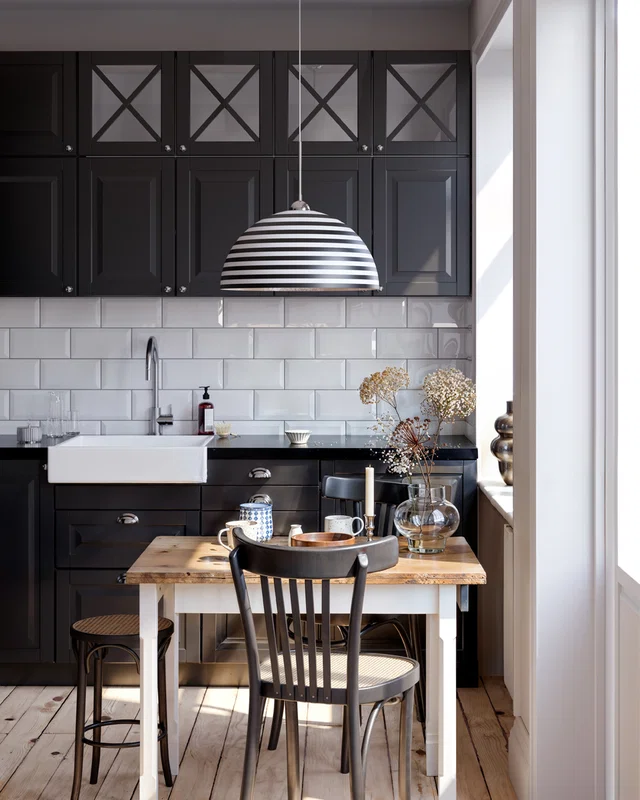 Unika taklampor med randig design