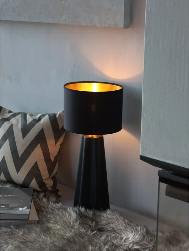Aira bordslampa