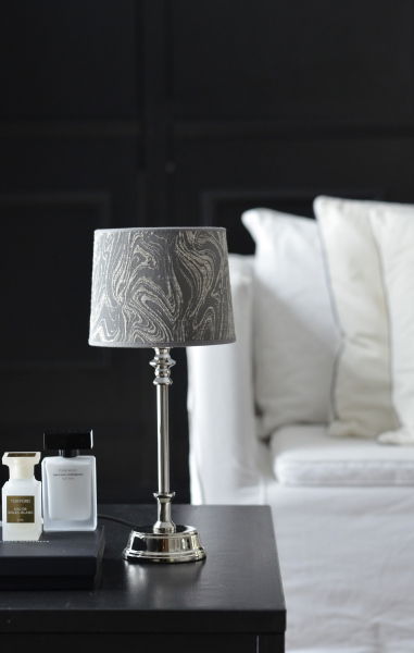 Lina Lampfot H31 Silver