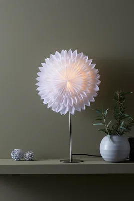 Liten julstjärna på lampfot