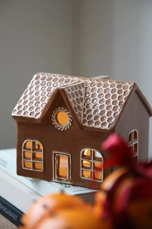 Pepparkakshus med LED-lampa
