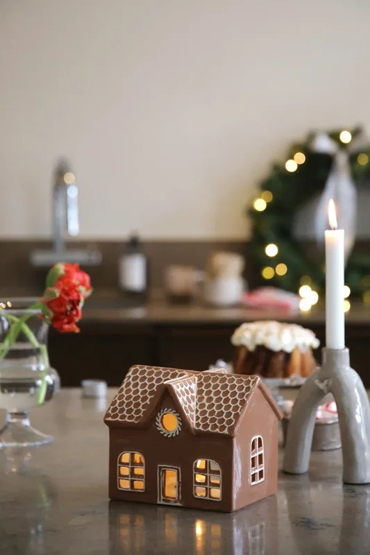 Trendiga Pepparkakshus med LED-ljus