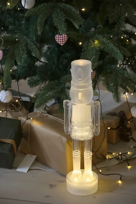 Nötknäppare med belysning