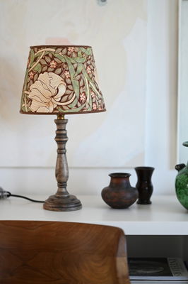 Westminister lampfot med Pimpernel lampskärm