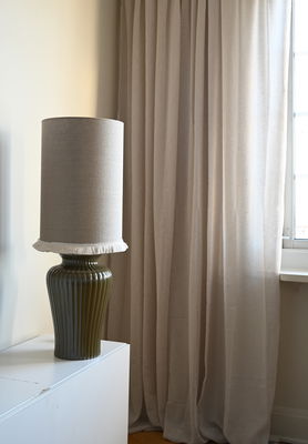 Dahlia lampfot med Carolin Cylinder lampskärm