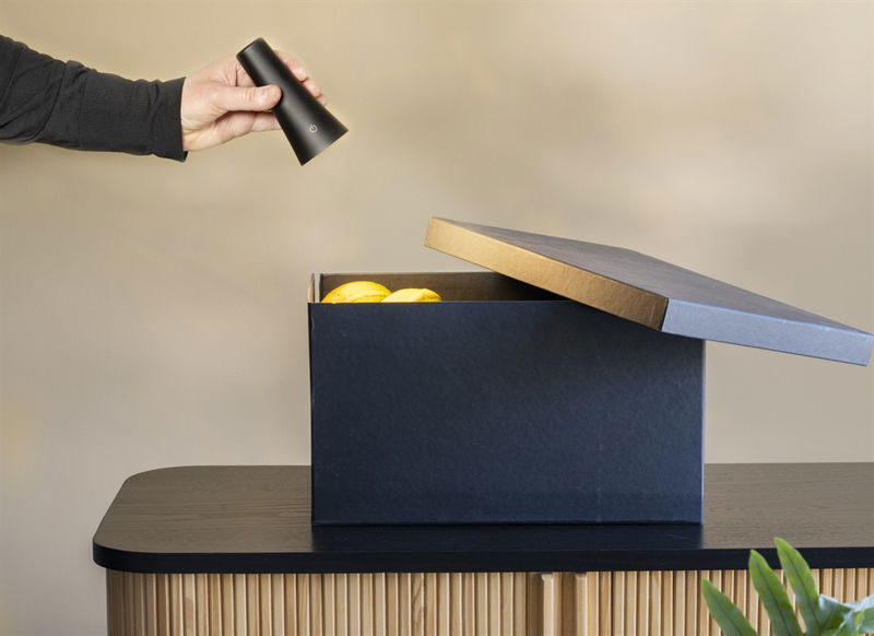 No Cable Uppladdningsbar LED Svart