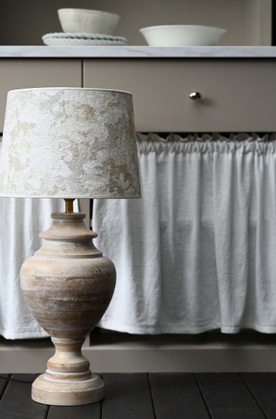 Braxton Lampfot H54 White Wash