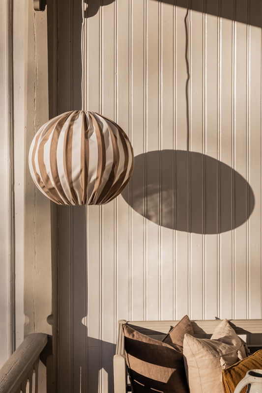 Capri taklampa 45 taupe/vit