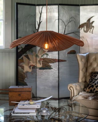Stor, Vågformad taklampa