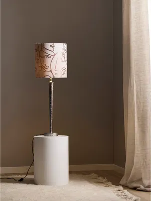 Bob Lampfot Silver 61cm i höjd