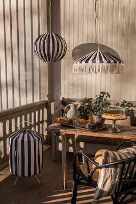 Capri taklampa 45 blå/vit