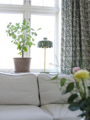 De Mina Gardiner 2P Mossa och Wells bordslampa