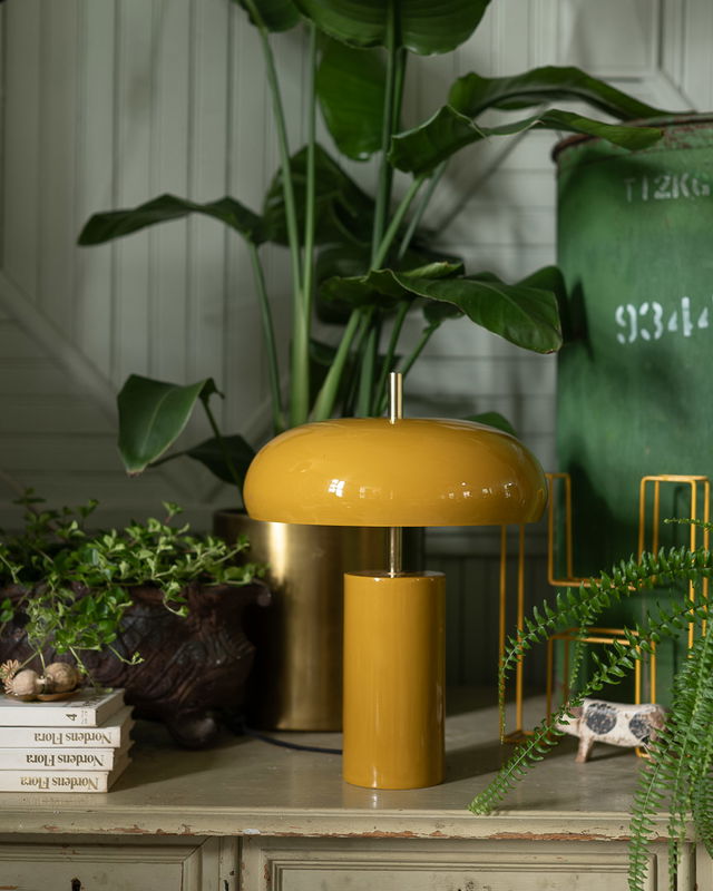 Gul bordslampa, Trendig belysning
