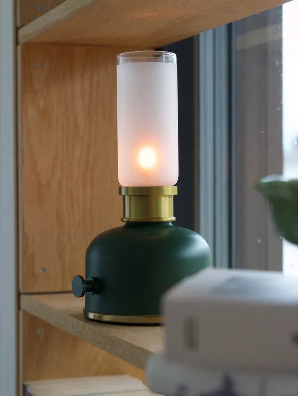 Frida USB Bordslampa Mörkgrön