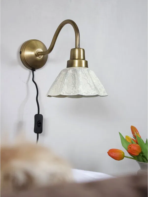 Esteer väggfäste med Ester skärm