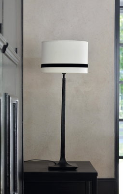 Belcourt Lampfot H70 Mattsvart