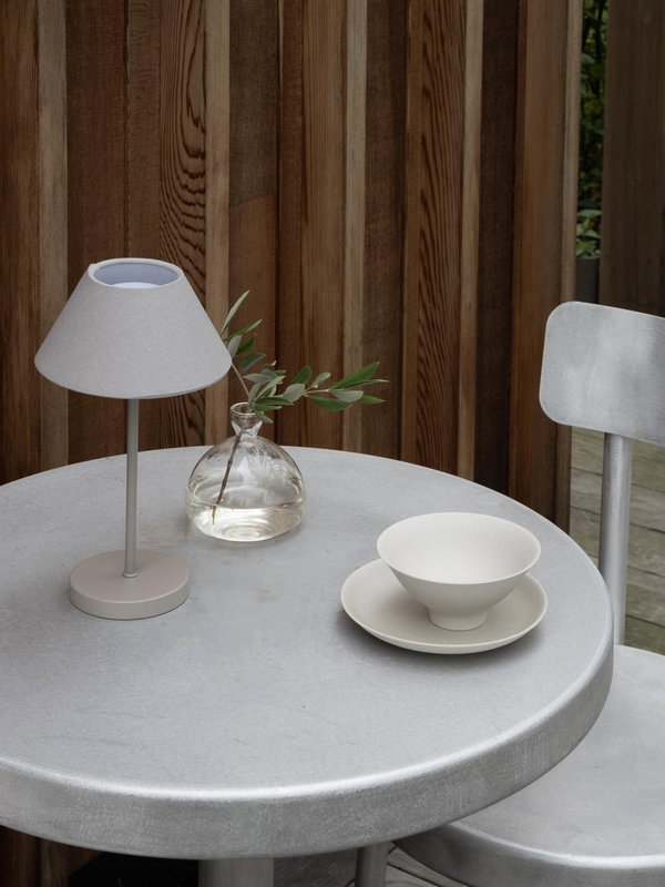Teya Bordslampa Portabel Varmgrå