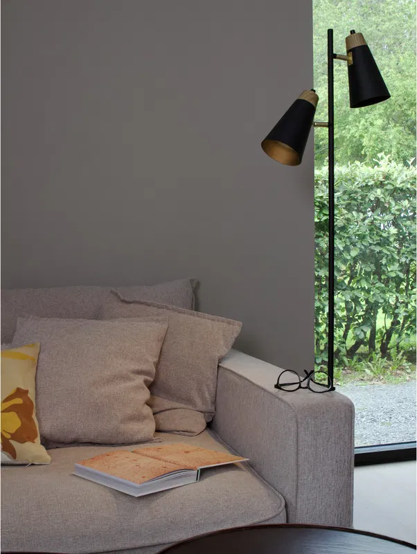 Wien Golvlampa 2L Svart