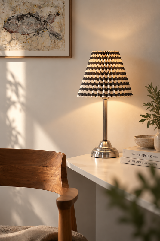 Randiga Lampskärmar med plisserad finish