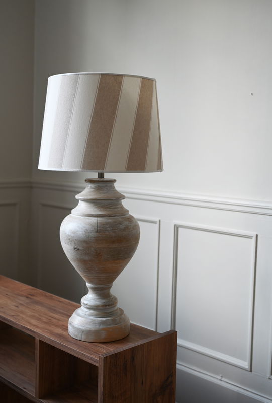 Saint Tropez Skärm med Braxton lampfot