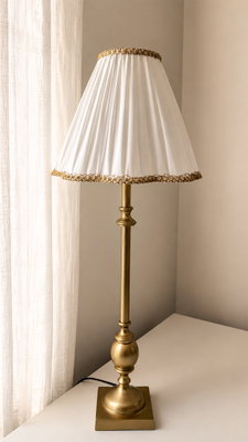 Charlstone Bordslampa med Torino Lampskärm