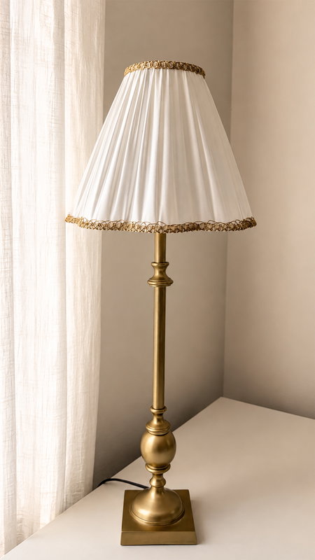 Charlstone Bordslampa med Torino Lampskärm