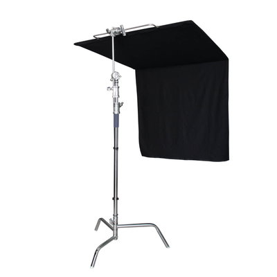 Svart floppy 120 x 120 cm