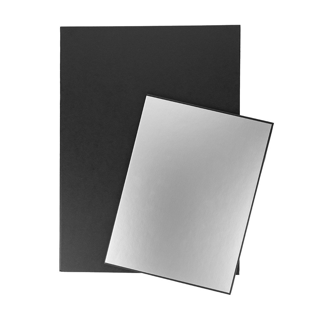 Vikbar skiva i silver / svart / vit (21 x 29 cm)