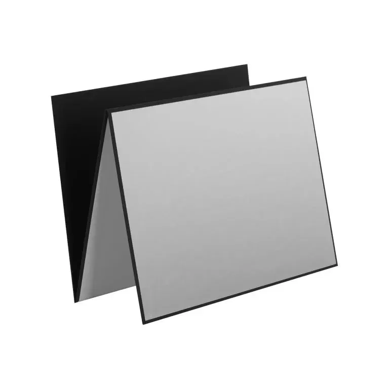 Vikbar skiva 4i1 silver / svart / vit / guld (29 x 42 cm)