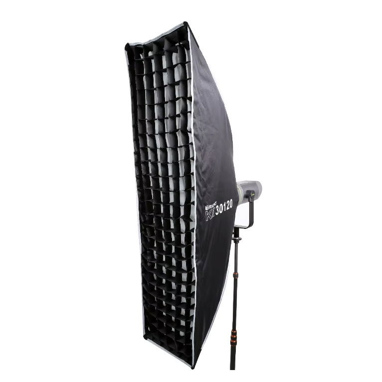 Softbox 30x120 cm som fälls upp på en sekund i flatpack Striplight Bowens