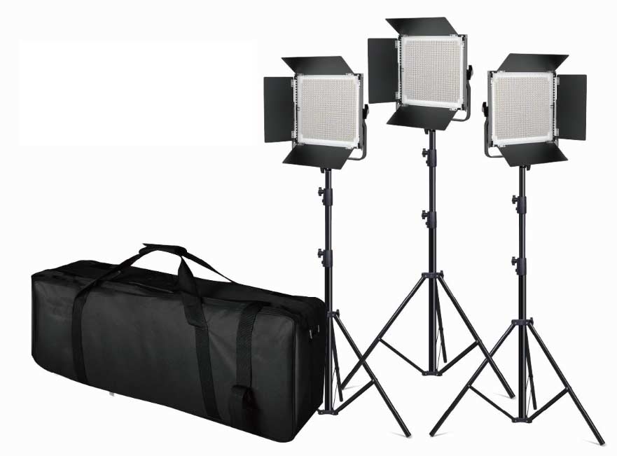 Ljuspaket LED 3 x 50W L50Pro med klaffar