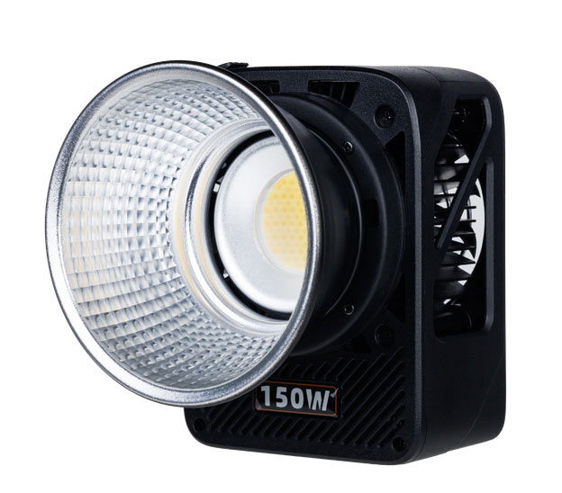 150W LED-Lampa liten som ett V-Mount batteri!