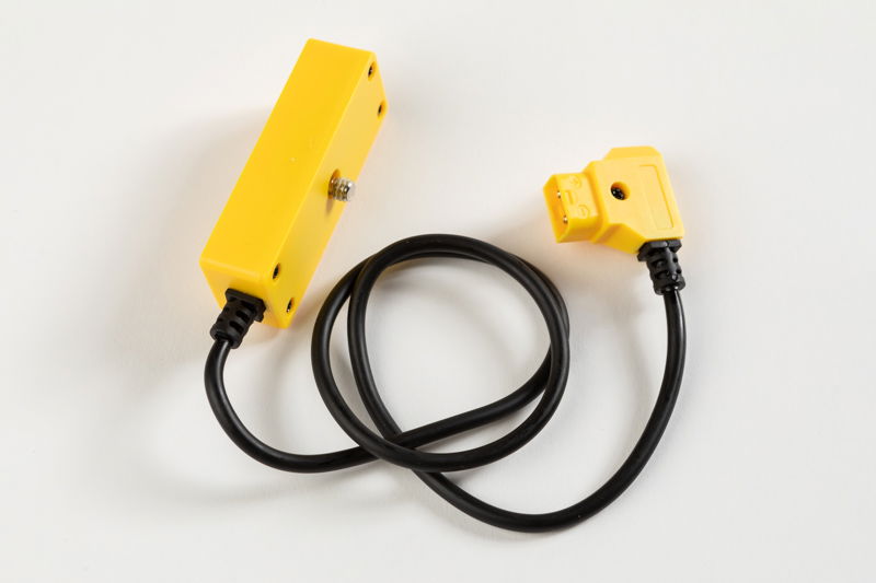 D-Tap Hub 4-port splitter med skruv