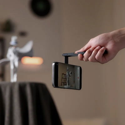 Ulanzi MA60 Foldable Magnetic Phone Tripod Ulanzi MA60 Foldable Magnetic Phone Tripod