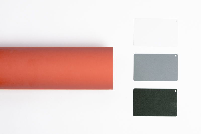 Begonia Red pappersbakgrund 1.35 x 10 meter