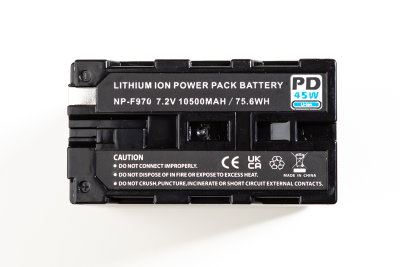 NP-F970 med 45W PD USB-C