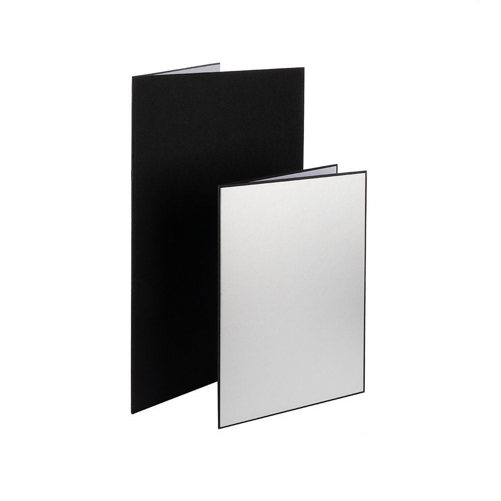 Vikbar skiva i silver / svart / vit (29 x 42 cm)
