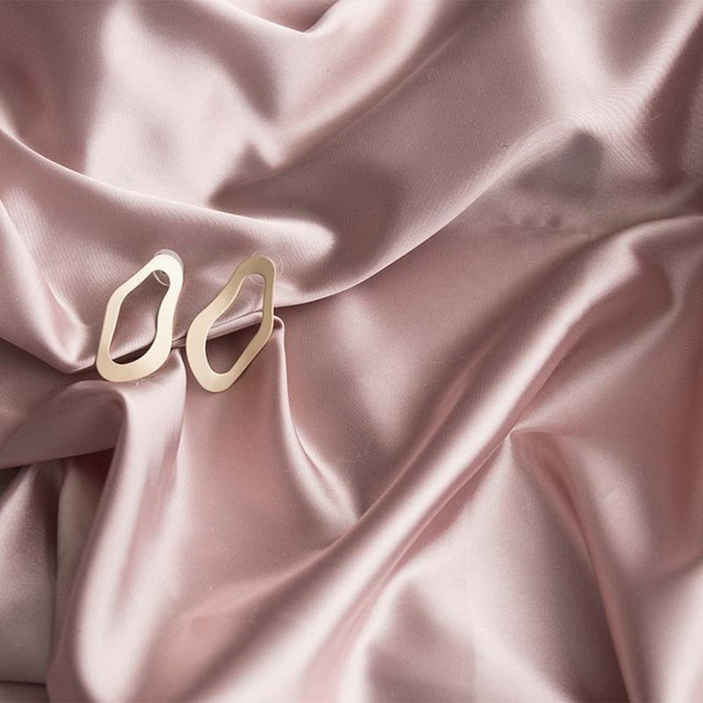 Bakgrundstyg silk för flatlay produktfoto 70 x 100 cm (Gammelrosa)