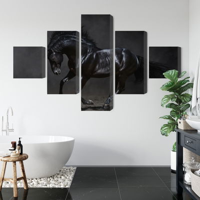 Ljuddämpande tavla - Black horse at a gallop