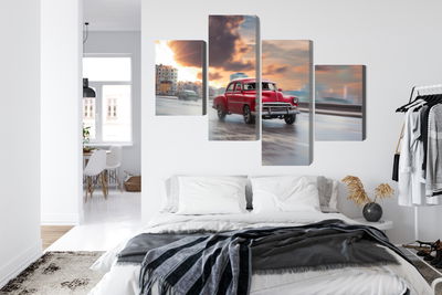 Ljuddämpande tavla - Historic car on the road