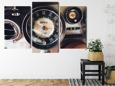 Ljuddämpande tavla - The dashboard in an old car