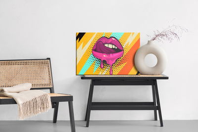 Ljuddämpande tavla - Pink lips on a colored