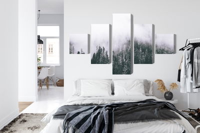 Ljuddämpande tavla - A forest shrouded in fog
