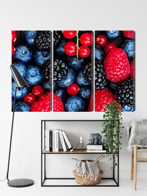 Ljuddämpande tavla - Forest fruits on a macro