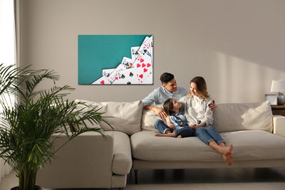 Ljuddämpande tavla - A scattered deck of cards